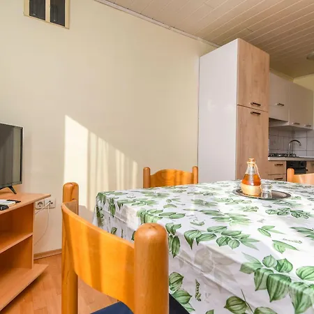 Ivancic Apartment Seget Vranjica